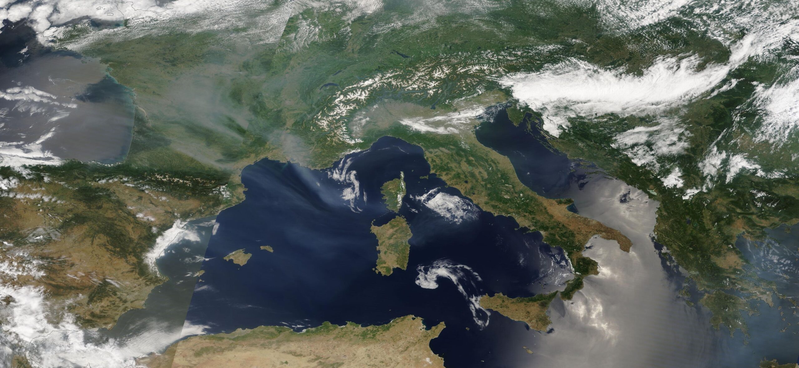 incendi canada fumo italia