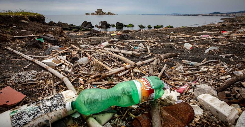 Greenpeace plastica mare