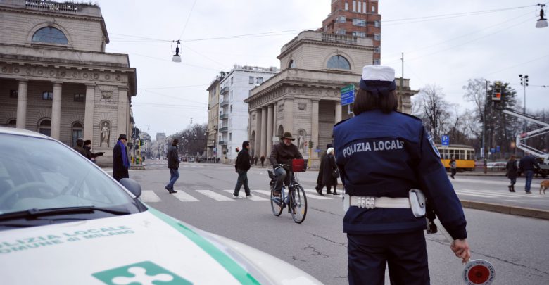 milano inquinamento blocco auto smog