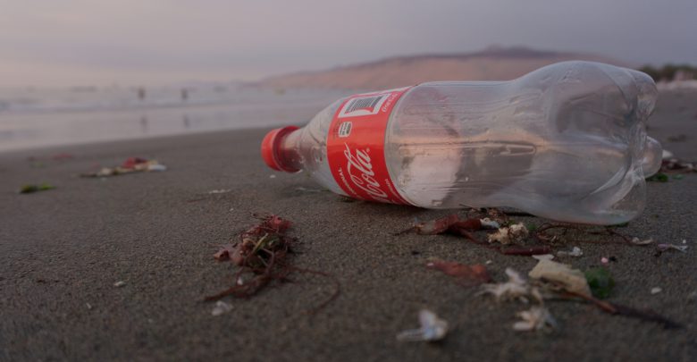 plastica coca cola inquinamento