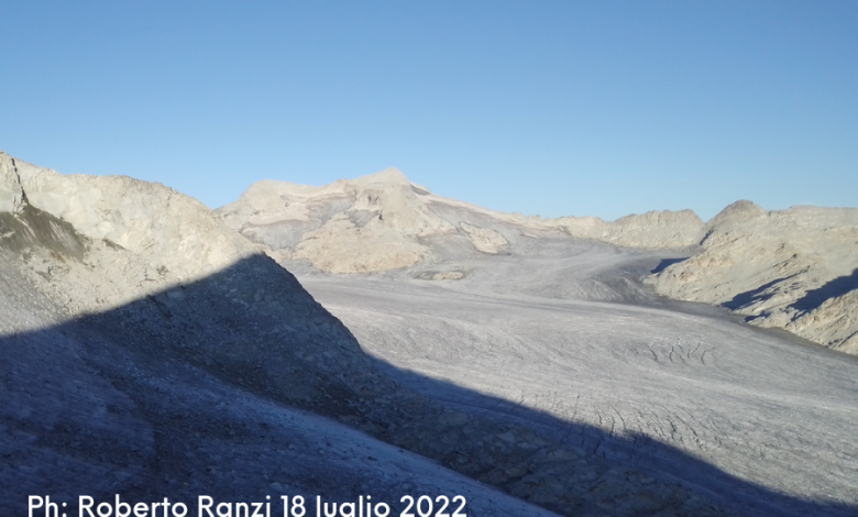 ghiacciaio adamello nel luglio 2022