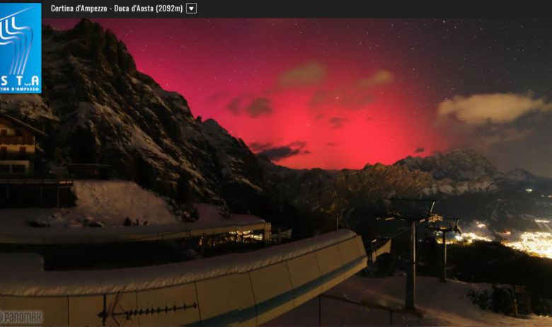 aurora boreale italia cortina