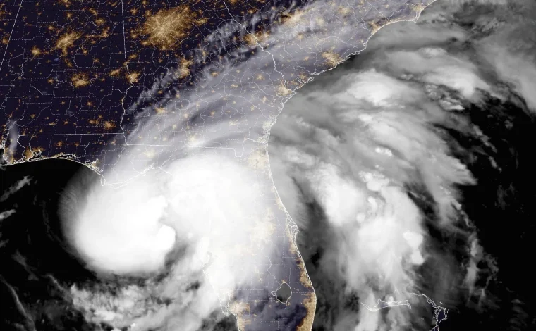 uragano Debby