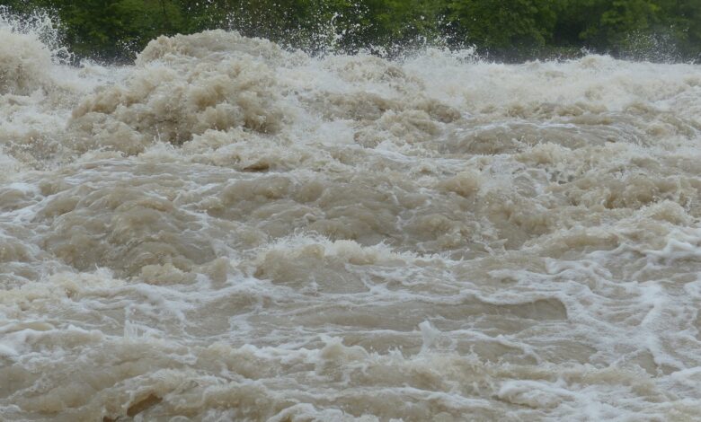 fiume in piena